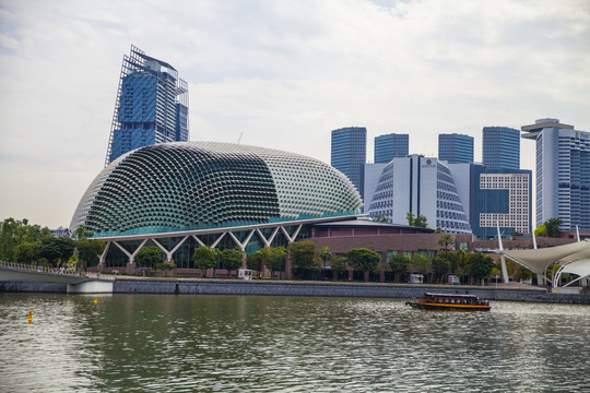 新加坡榴莲壳歌剧院