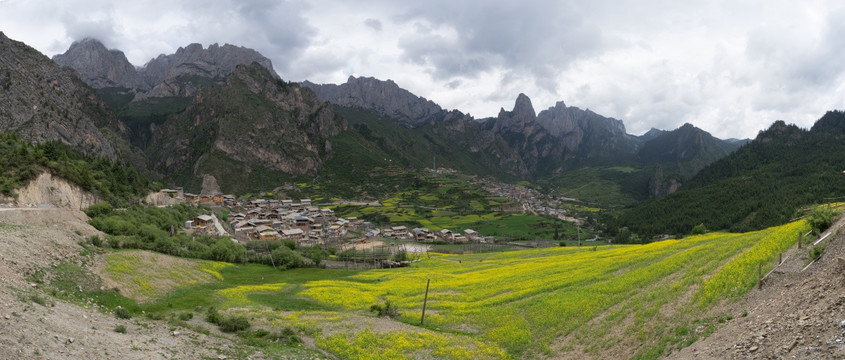 扎尕那景区全景图 接片 高像素