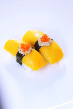 芒果吞沙寿司