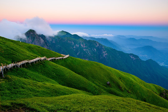 武功山草甸风光