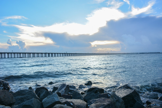 沿海高速 公路桥海景