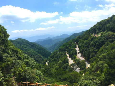 山峰