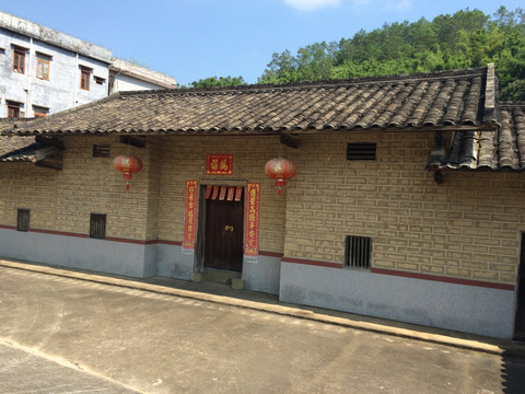 民居