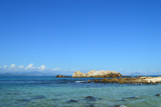 海面小岛