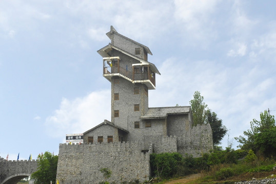 苗寨城堡碉楼建筑