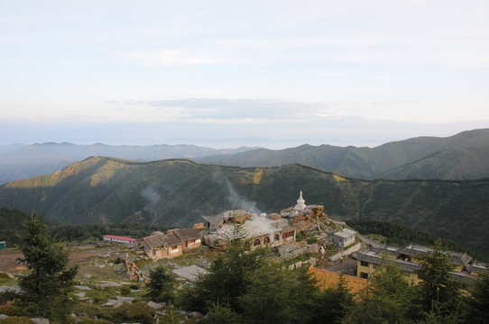 五台山西来寺