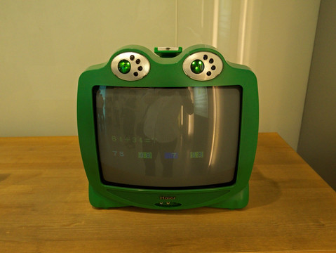 90年代海尔青蛙小王子电视