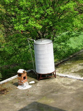 太阳能热水器净水桶