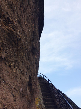 江郎山悬崖峭壁