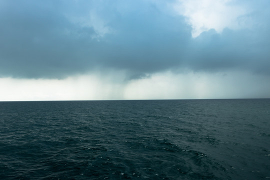 大海阵雨