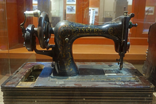 古董缝纫机 德国缝纫机