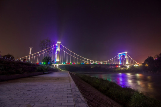 湖北省恩施市红旗大桥夜景