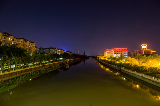 广东省佛山市汾江水系夜景