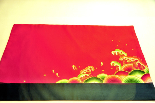 燕京八绝之海水江崖纹桌旗