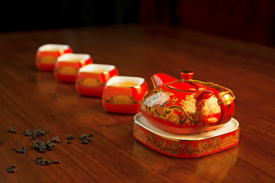 红瓷茶具