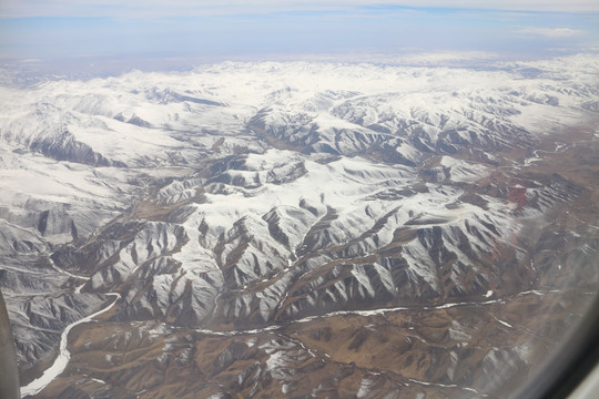 航拍雪山