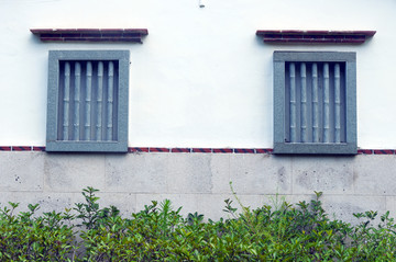 墙壁窗户
