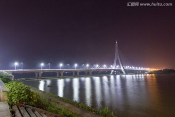 江西省抚州市赣东大桥夜景