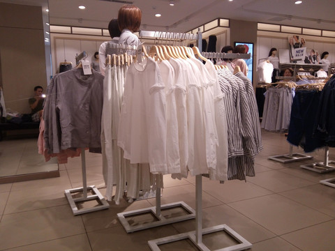 服装专卖店