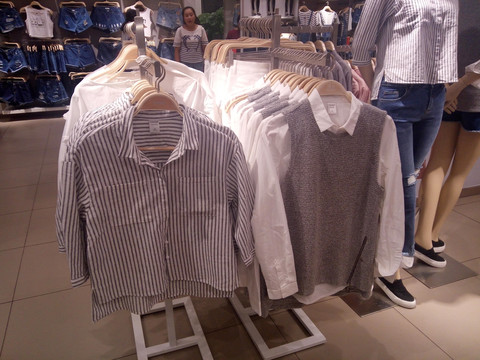 服装专卖店
