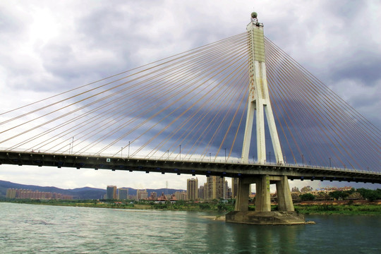 云南西双版纳大桥摄影