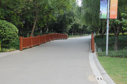 公园小桥