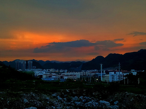 小镇夜景