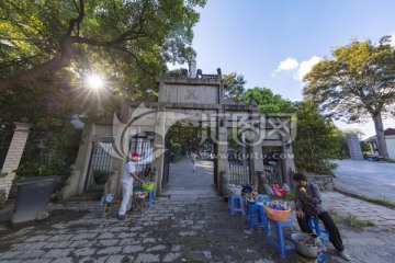 佘山天主教堂入口