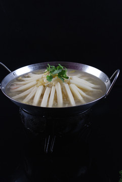 锅仔酸菜土豆条