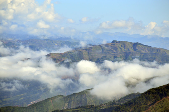 大山 云雾