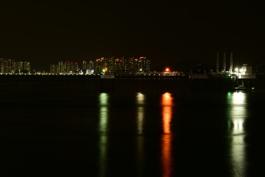 海岛夜景