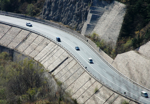 山间公路