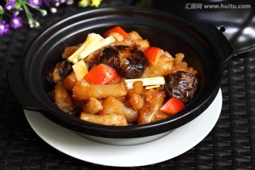 鲍汁花菇蹄筋煲