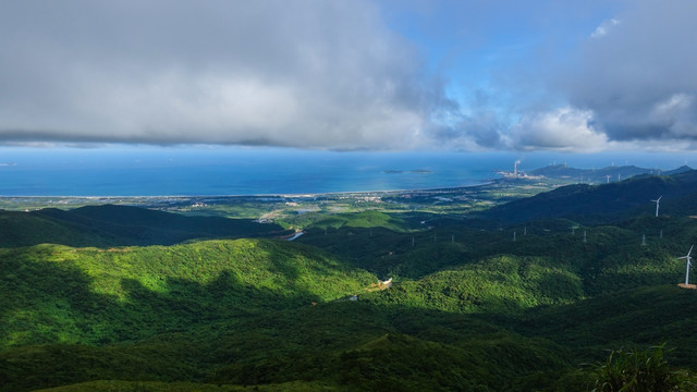 青山 山脉 群山 蓝天