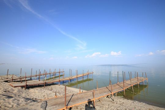 海边栈道