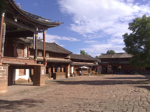 古村