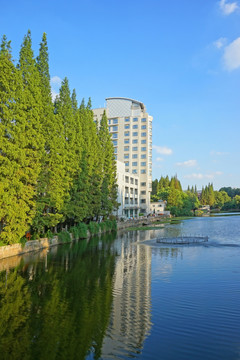 华东师大校园风光 水景