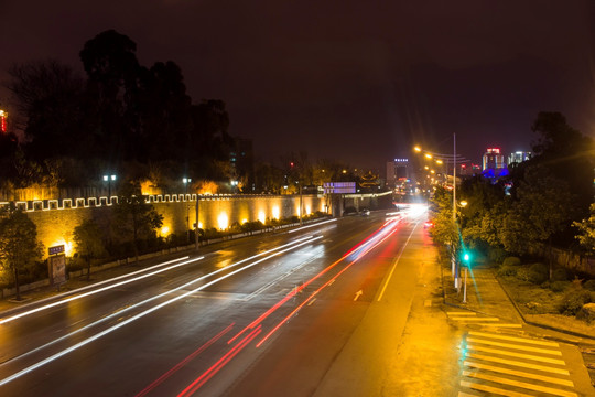 云南省曲靖市胜峰路夜景