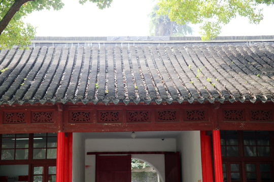 青瓦屋顶 中式传统建筑