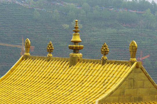 塔尔寺建筑金顶