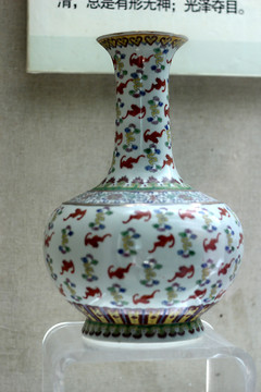 古代花瓶