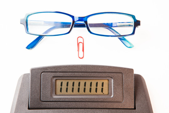 计算器和眼镜