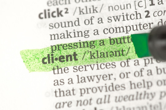 在字典中用绿色标注的客户端定义