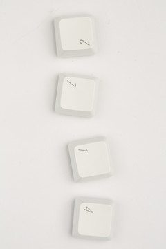 白色键盘键特写