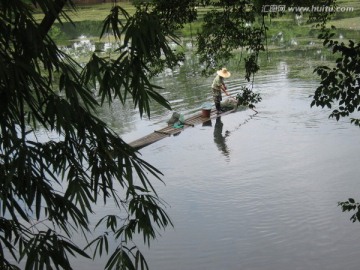 小河