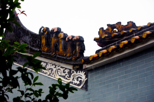 屋檐 房脊 浮雕