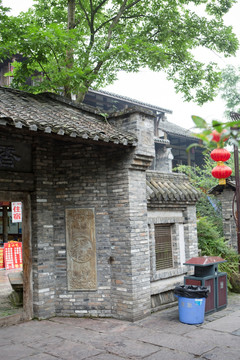 大门