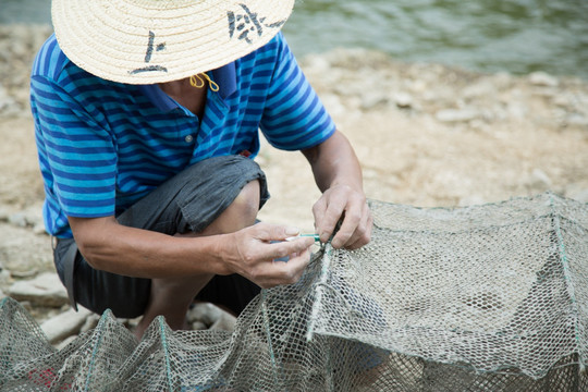 捕鱼的农民 鱼网 虾网