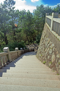 下山的台阶