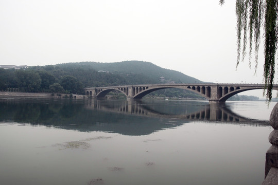 龙门桥